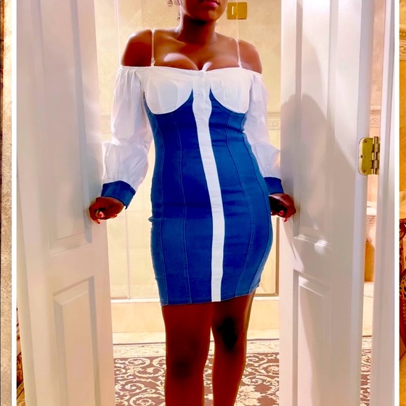 🌹 Sassy Strapless Denim Dress 🌹 - Picture 1 of 6